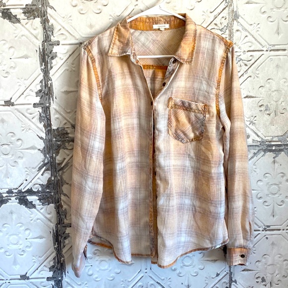 Maurices Tops - Maurices distressed acid wash soft plaid button down